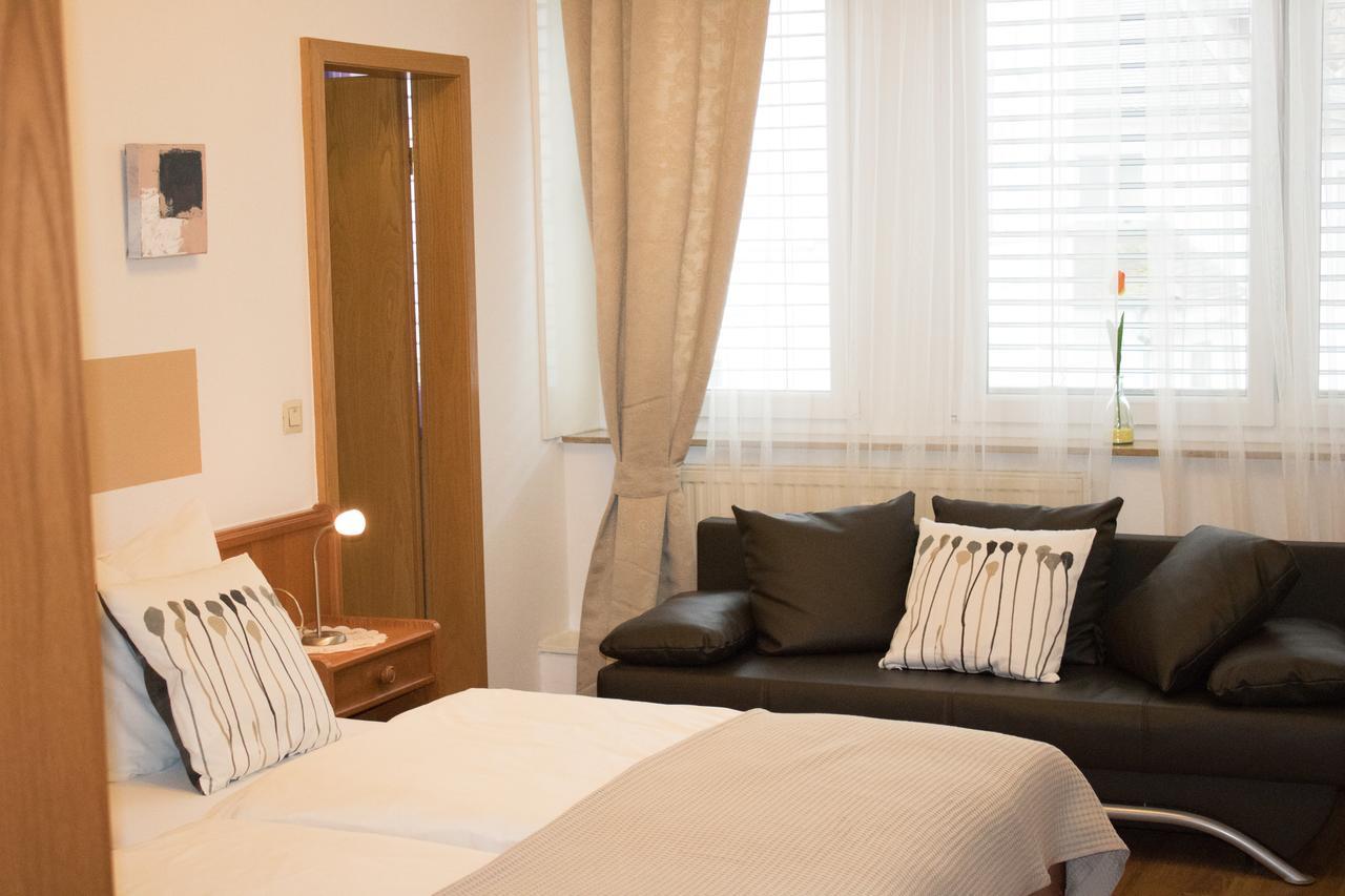 Stadthotel Russelsheim 外观 照片